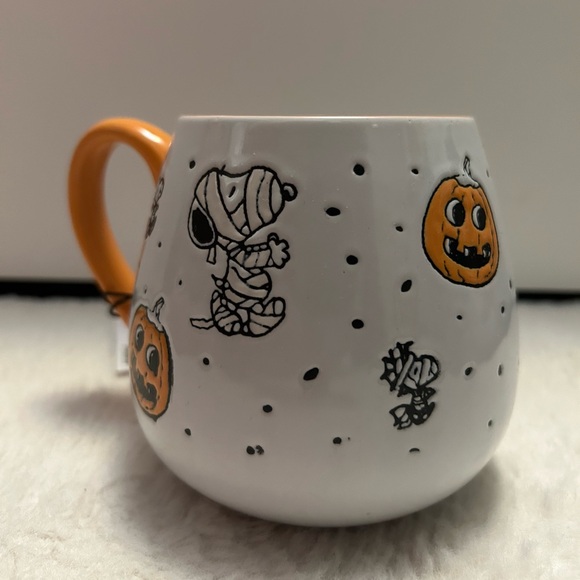 Snoopy Halloween mug - Picture 2 of 3